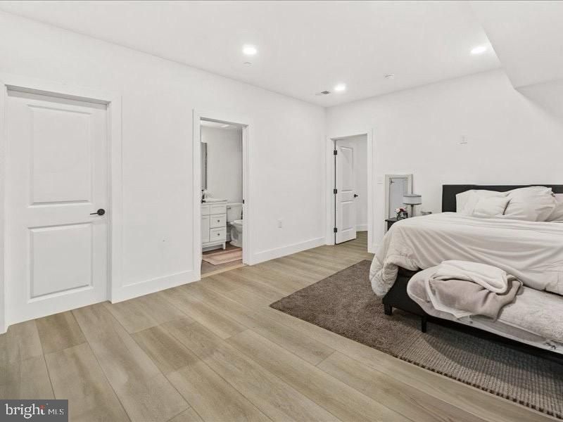 Bathroom, Bedroom, Interior, Recessed Lighting, Wood Texture Flooring