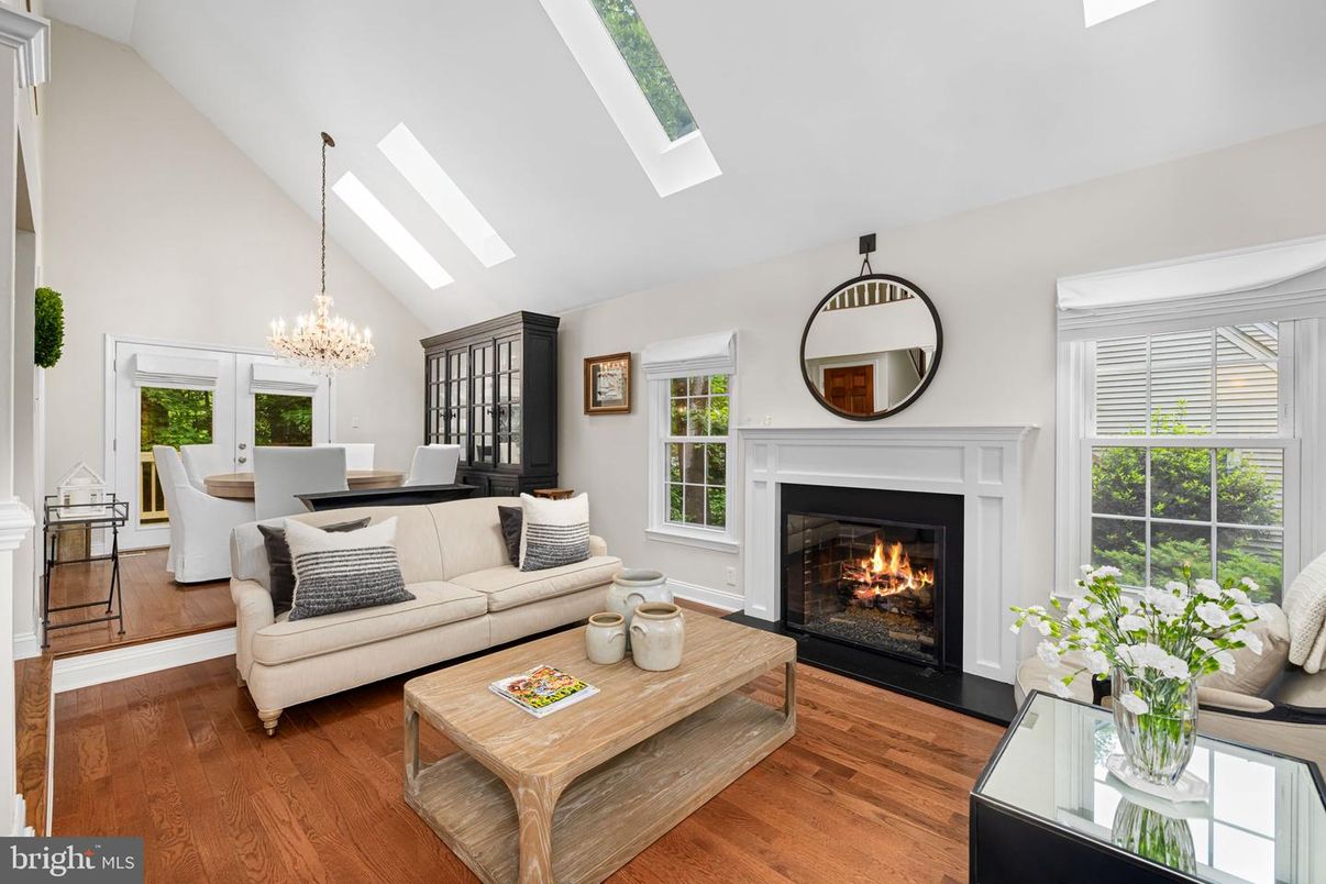 Chandelier, Dining room, Fireplace, Interior, Living room, Wood Texture Flooring
