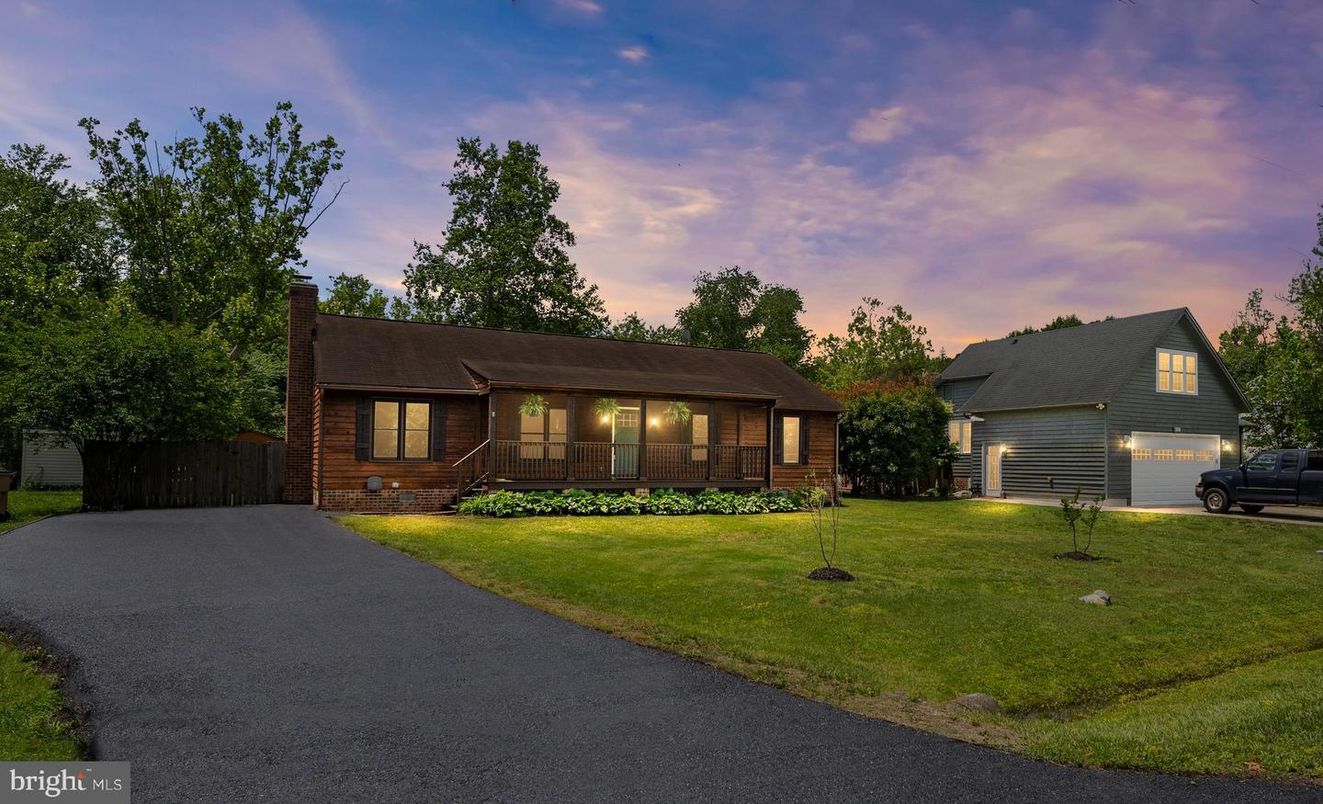 Attached, Backyard, Exterior, Facade, Log Home