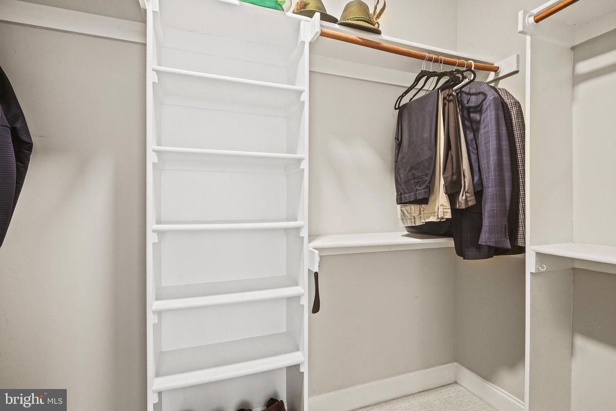 Interior, Walk-in Closets