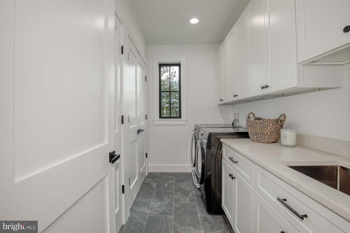 Interior, Recessed Lighting, Washer