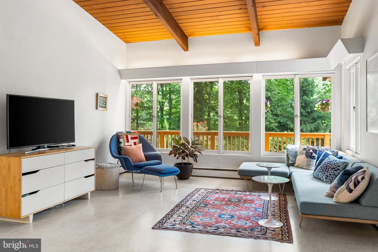 Interior, Living room, Sun Room, Wooden Beams, Wooden Ceilings