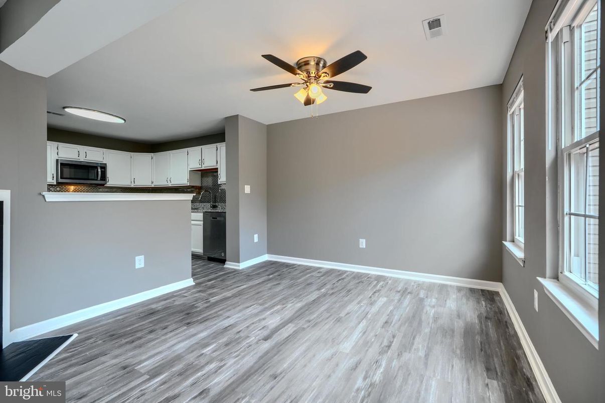 Empty room, Interior, Kitchen, Wood Texture Flooring