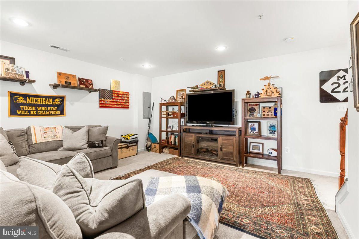 Interior, Living room, Recessed Lighting