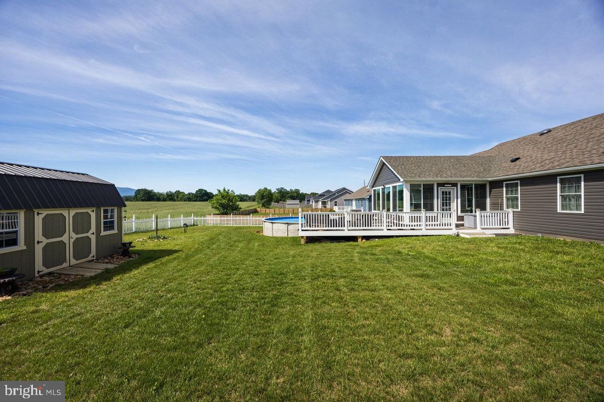 Backyard, Exterior, Pool