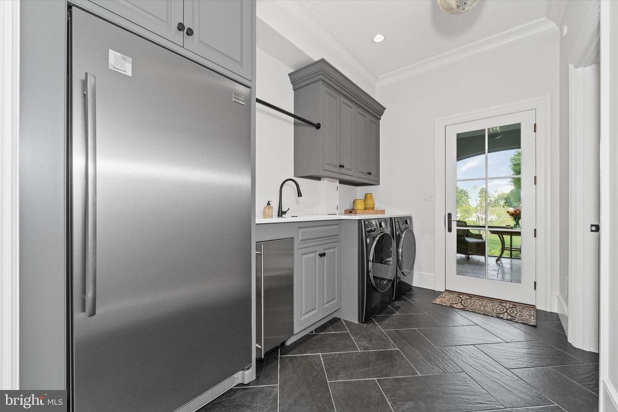 Interior, Recessed Lighting, Washer