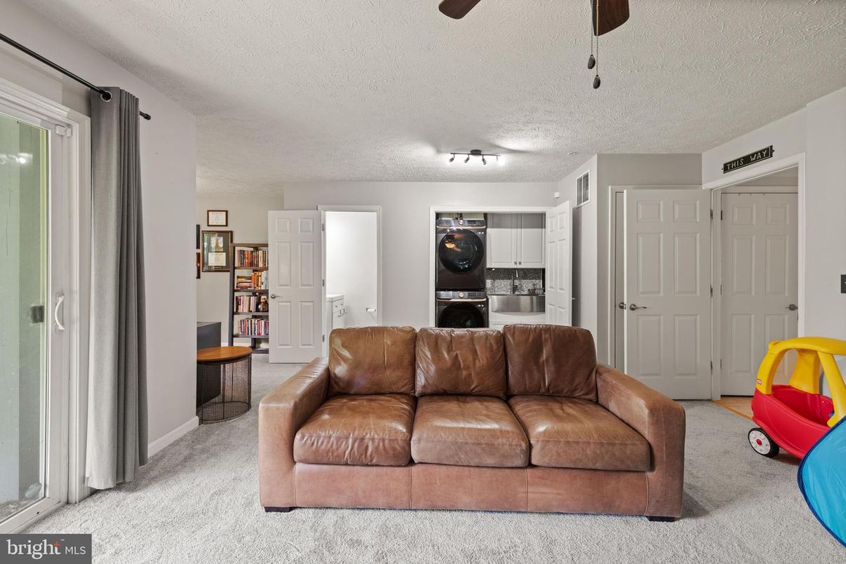 Interior, Kitchen, Living room