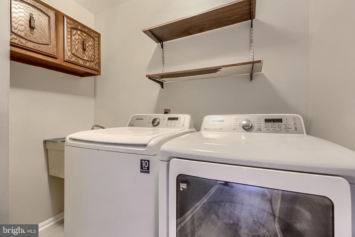 Interior, Washer