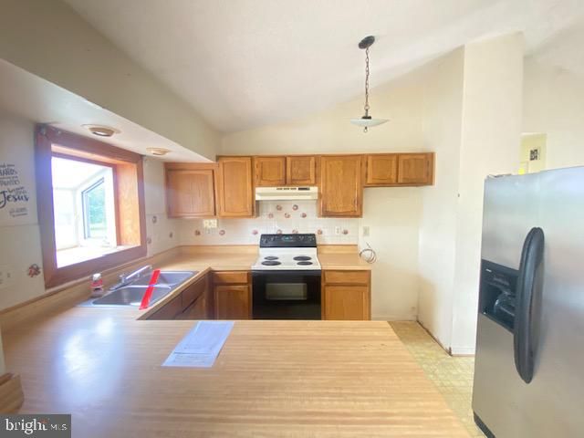 Interior, Kitchen, Pendant Lights, Wood Texture Flooring