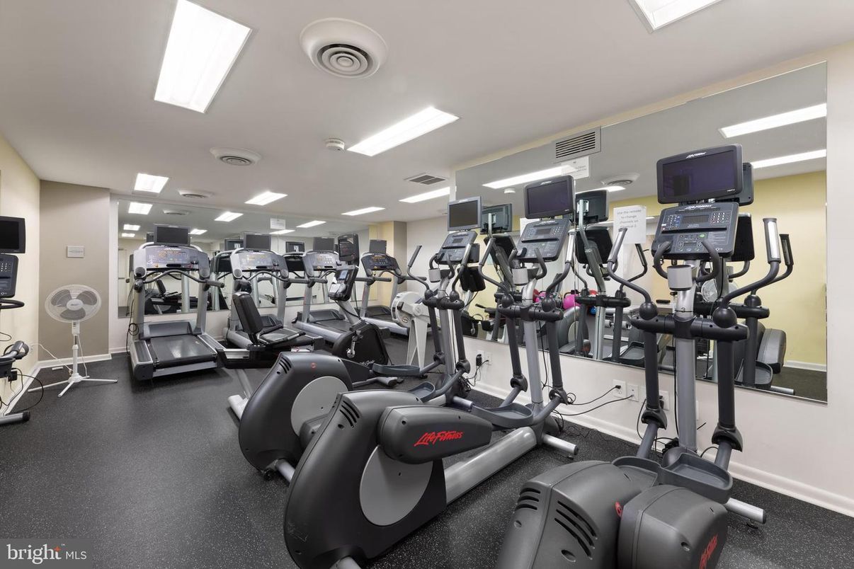 Fitness Equipment, Gym, Interior, Recessed Lighting