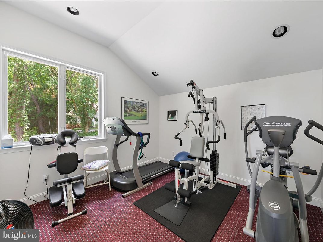 Fitness Equipment, Interior, Recessed Lighting