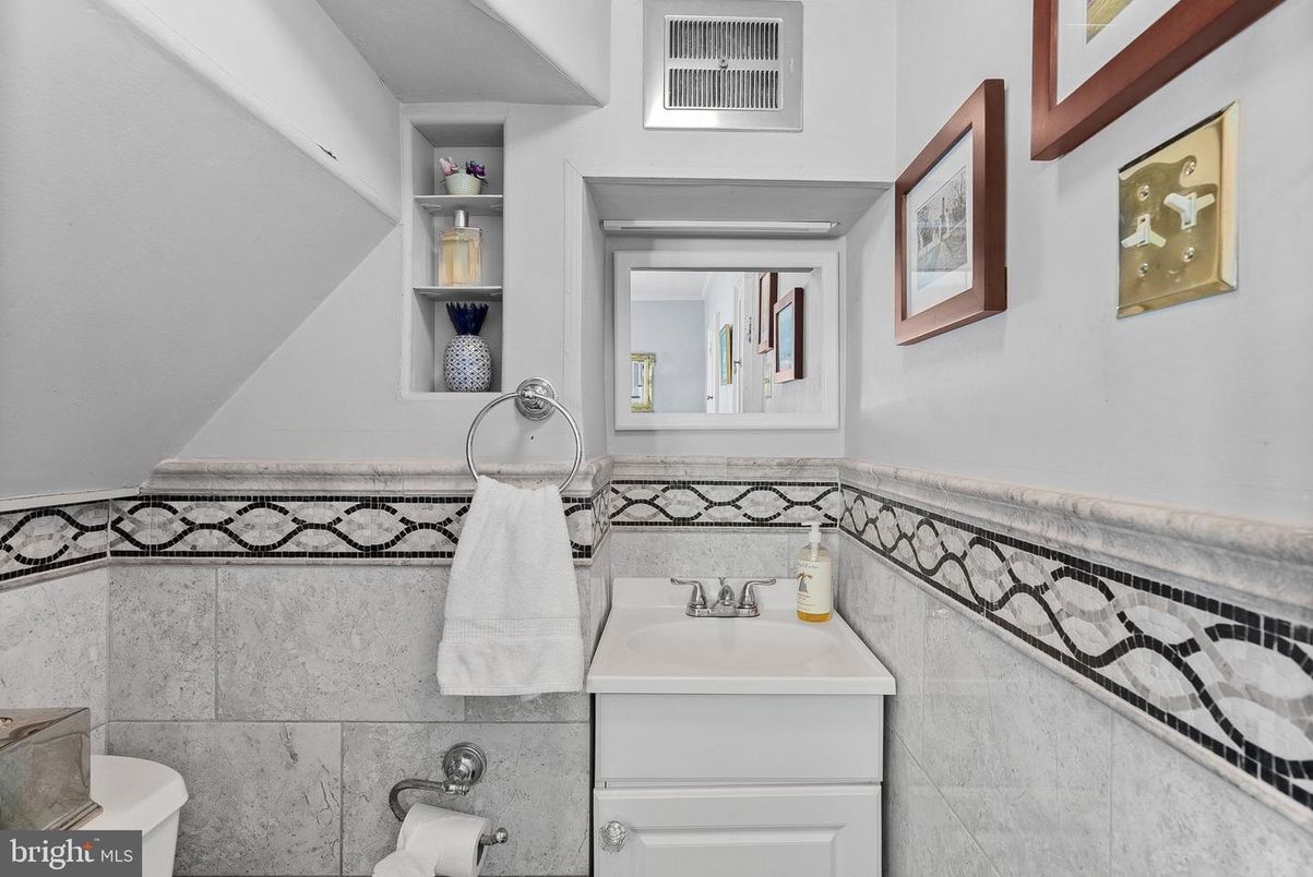 Bathroom, Interior