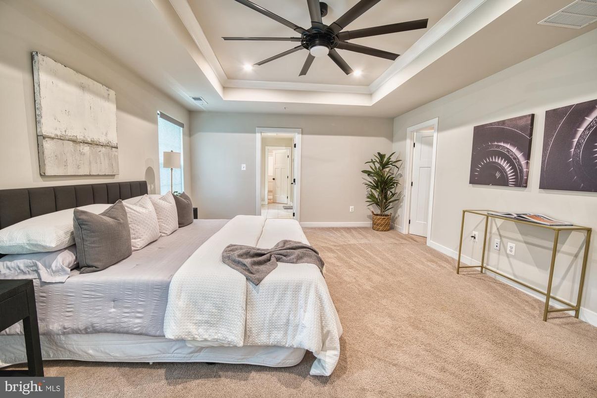 Bedroom, Interior, Recessed Lighting