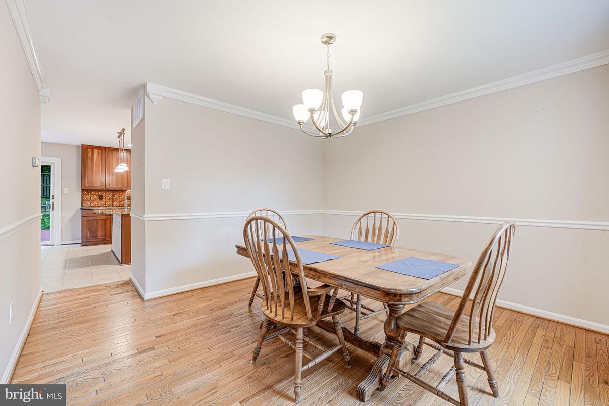 Chandelier, Dining room, Interior, Pendant Lights, Wood Texture Flooring