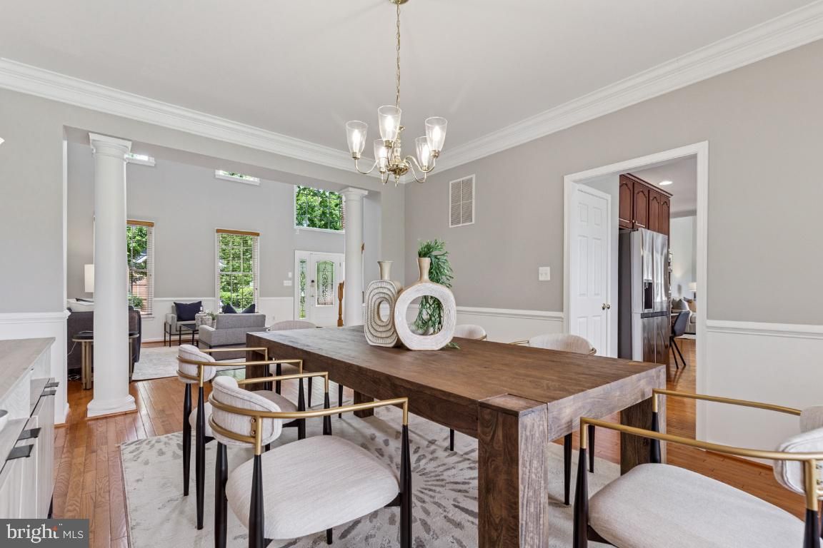 Chandelier, Dining room, Interior, Kitchen, Living room, Pendant Lights, Wood Texture Flooring