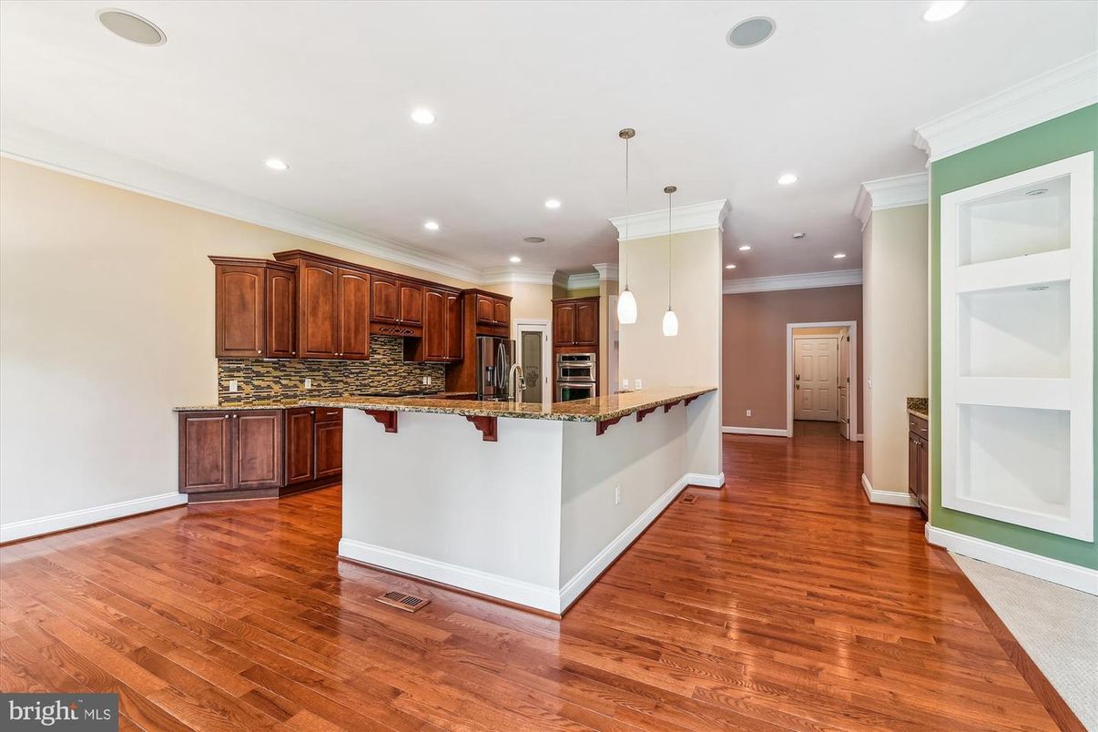 Interior, Kitchen, Pendant Lights, Recessed Lighting, Wood Texture Flooring