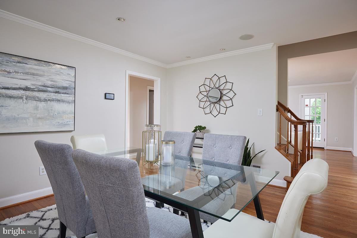 Dining room, Interior, Recessed Lighting, Wood Texture Flooring
