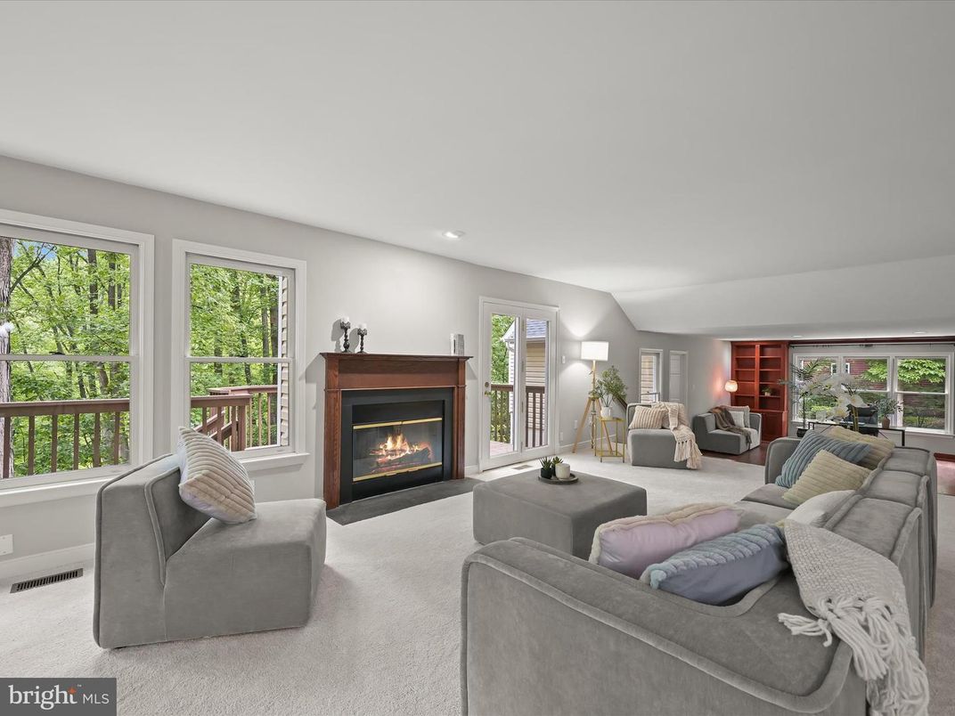 Fireplace, Interior, Living room, Recessed Lighting