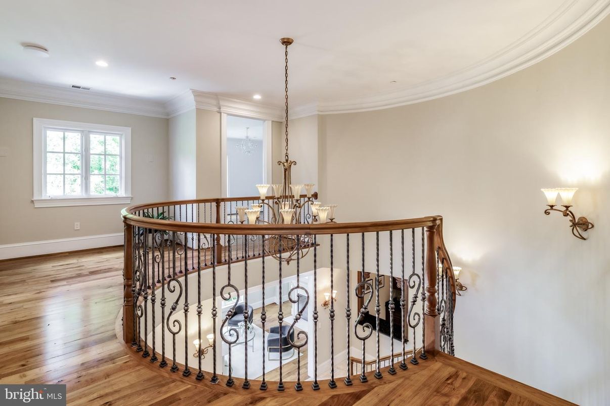 Chandelier, Interior, Recessed Lighting, Wood Texture Flooring