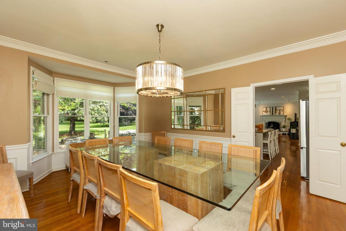 Dining room, Fireplace, Interior, Pendant Lights, Wood Texture Flooring