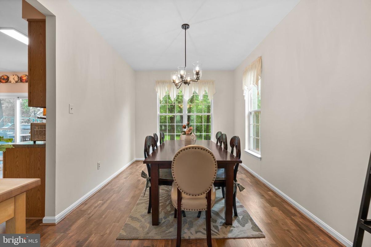 Chandelier, Dining room, Interior, Pendant Lights, Wood Texture Flooring