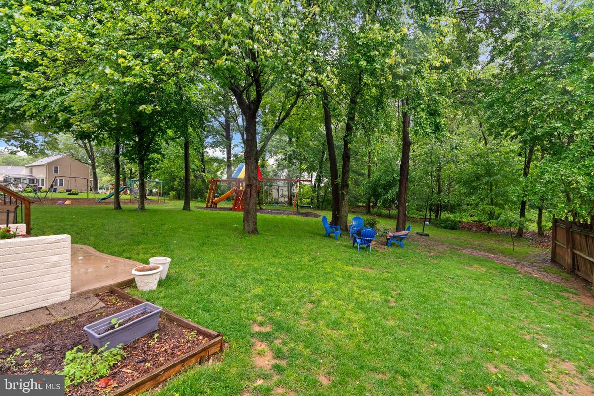 Backyard, Exterior, Playground