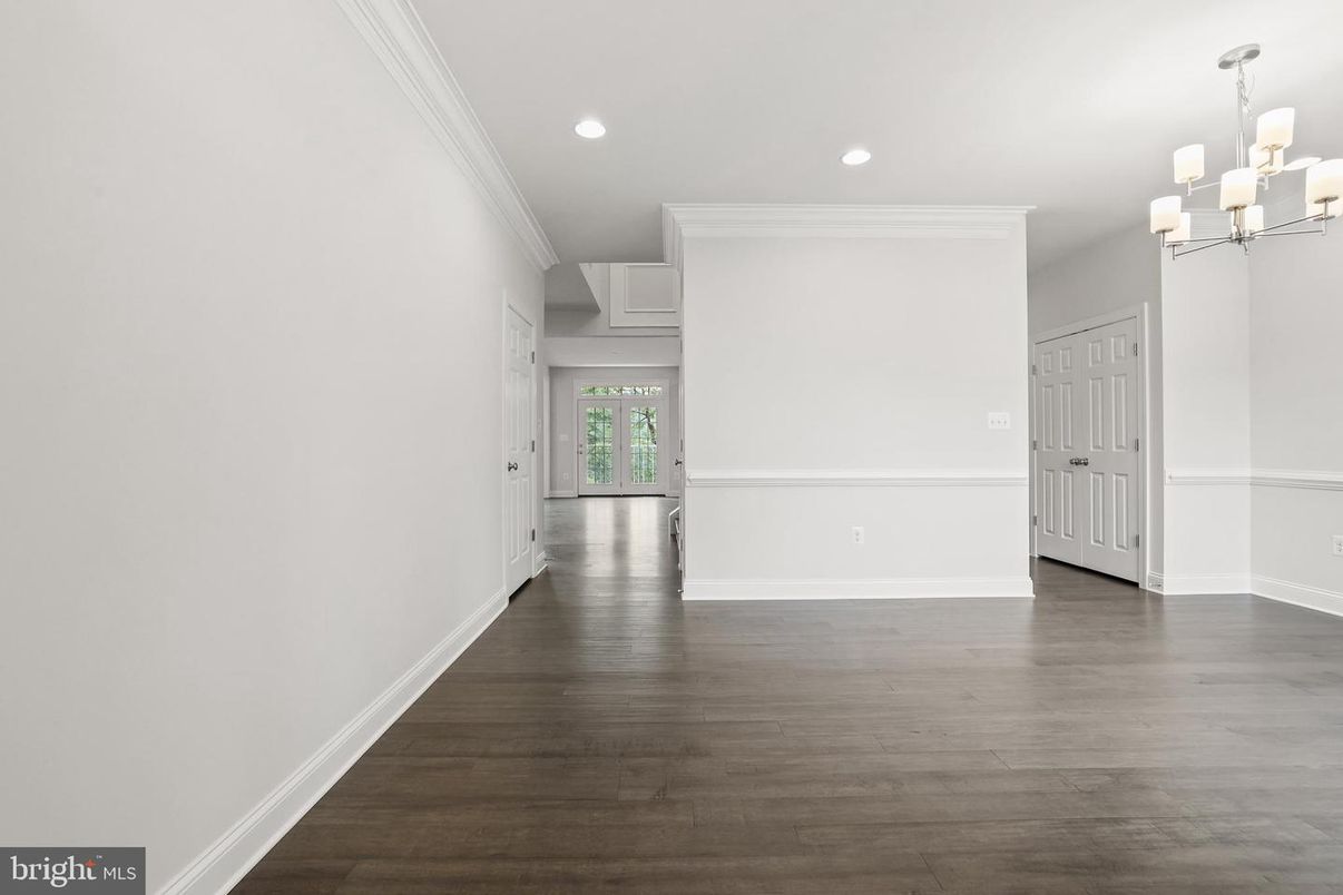 Chandelier, Empty room, Interior, Recessed Lighting, Wood Texture Flooring