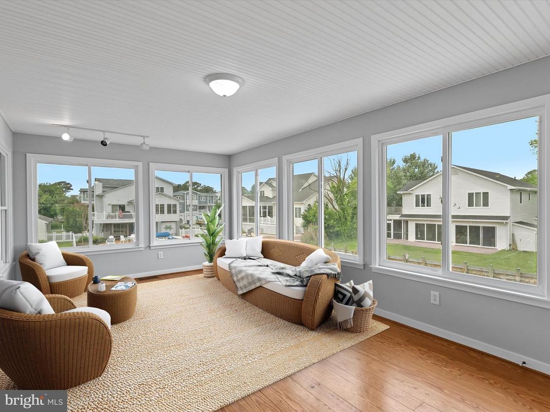 Interior, Sun Room, Wood Texture Flooring