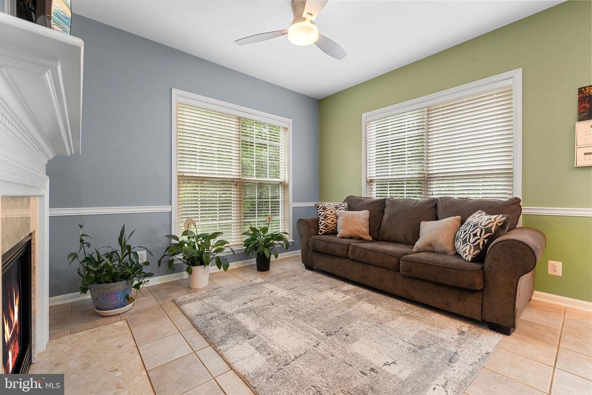 Fireplace, Interior, Living room