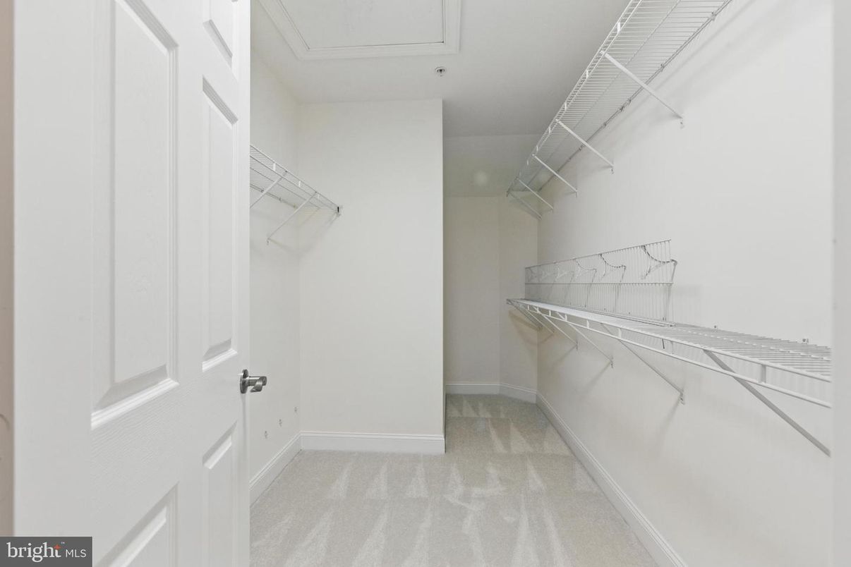 Interior, Walk-in Closets