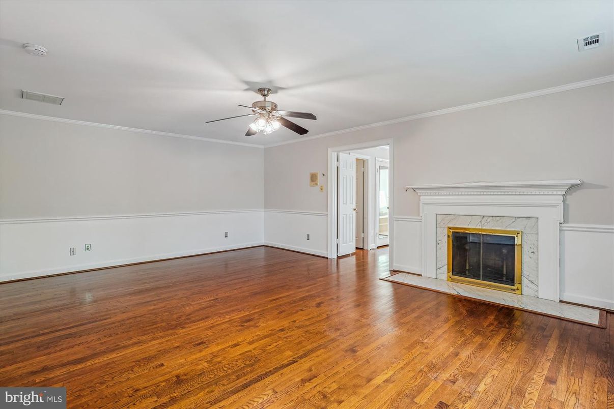 Empty room, Fireplace, Interior, Wood Texture Flooring