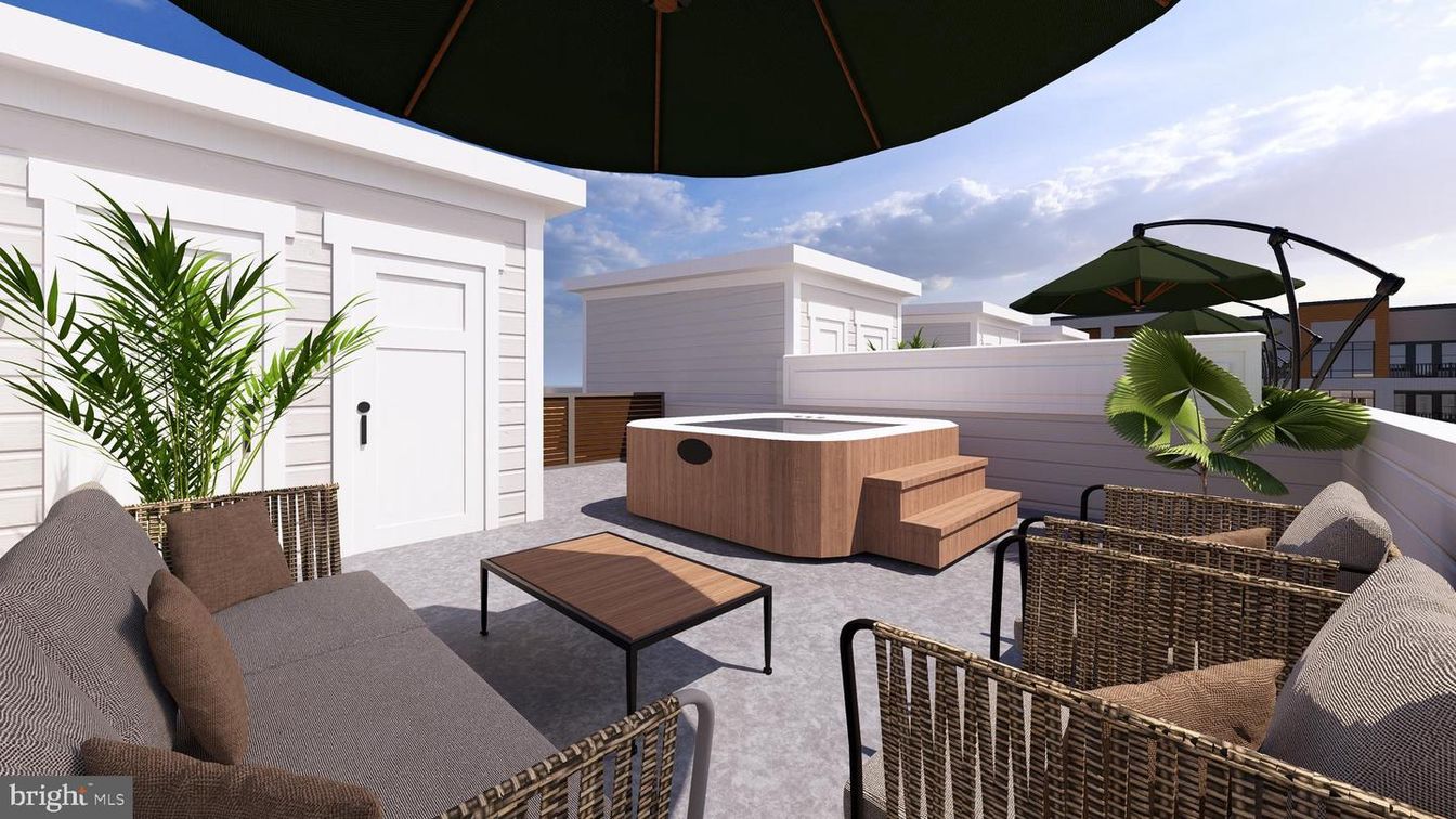 Exterior, Hot Tub