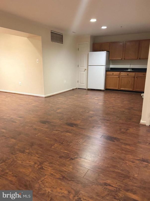 Empty room, Interior, Kitchen, Recessed Lighting, Wood Texture Flooring