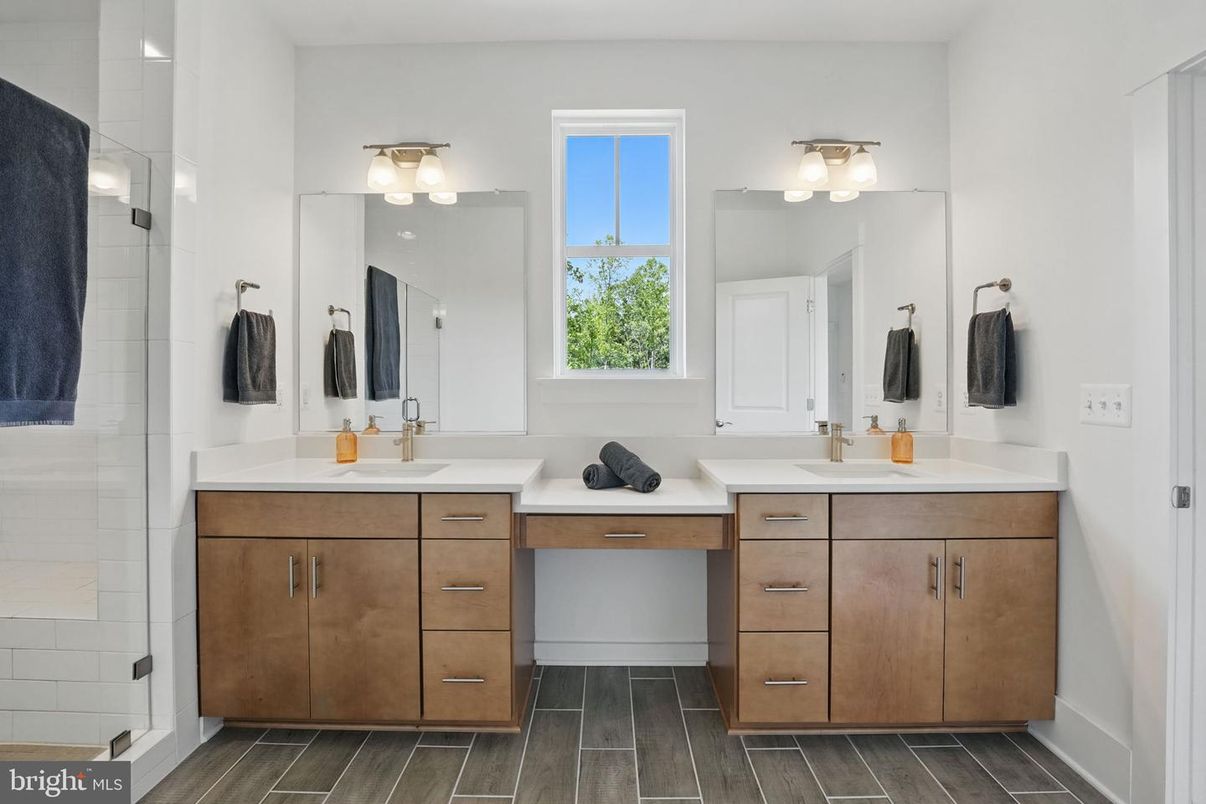 Bathroom, Dual Sink Vanities, Interior, Wood Texture Flooring