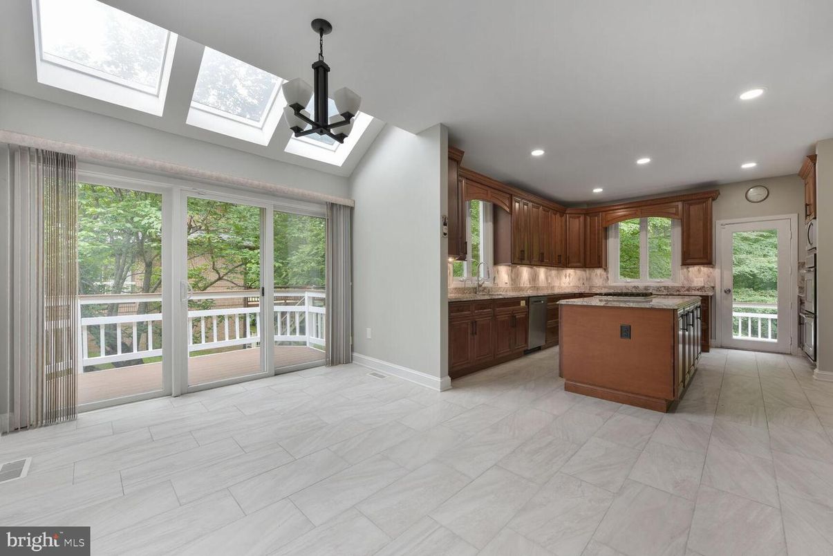 Interior, Kitchen, Recessed Lighting