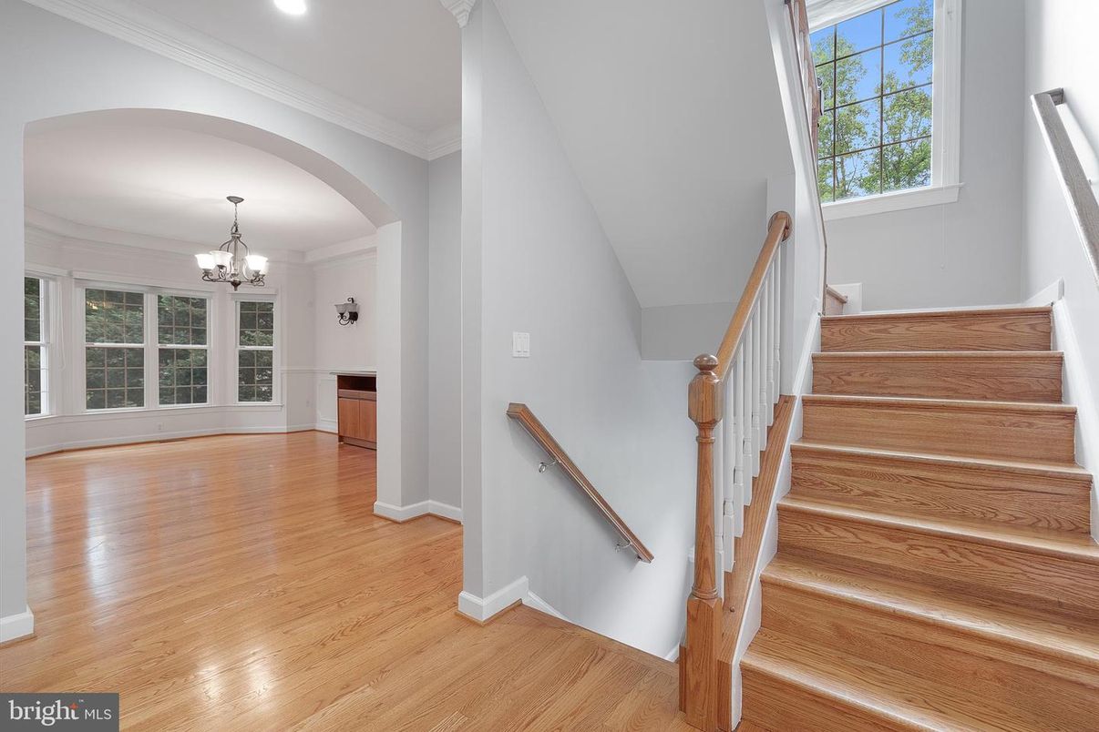 Chandelier, Interior, Recessed Lighting, Wood Texture Flooring