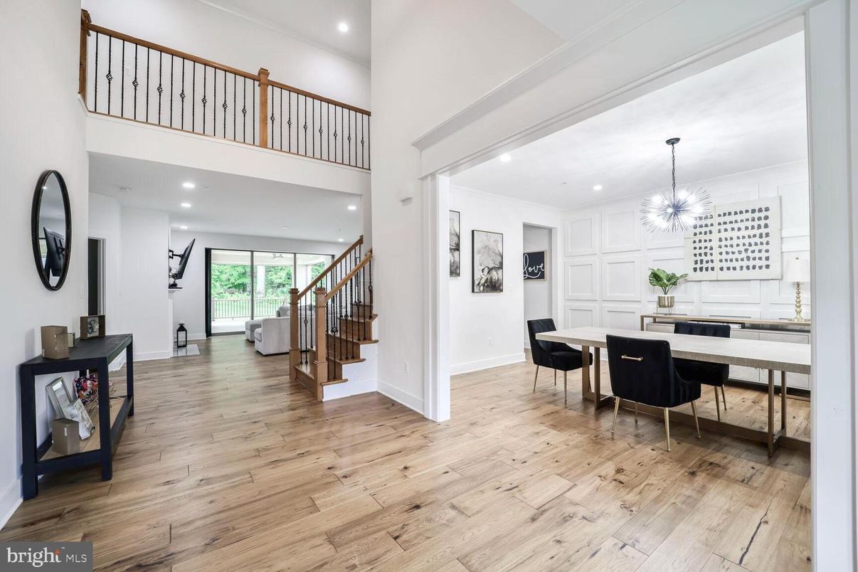 Dining room, Interior, Pendant Lights, Recessed Lighting, Wood Texture Flooring