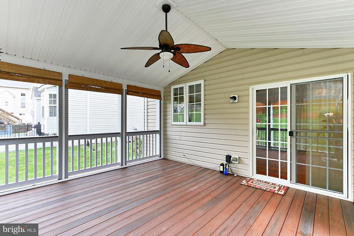 Interior, Sun Room, Wood Texture Flooring