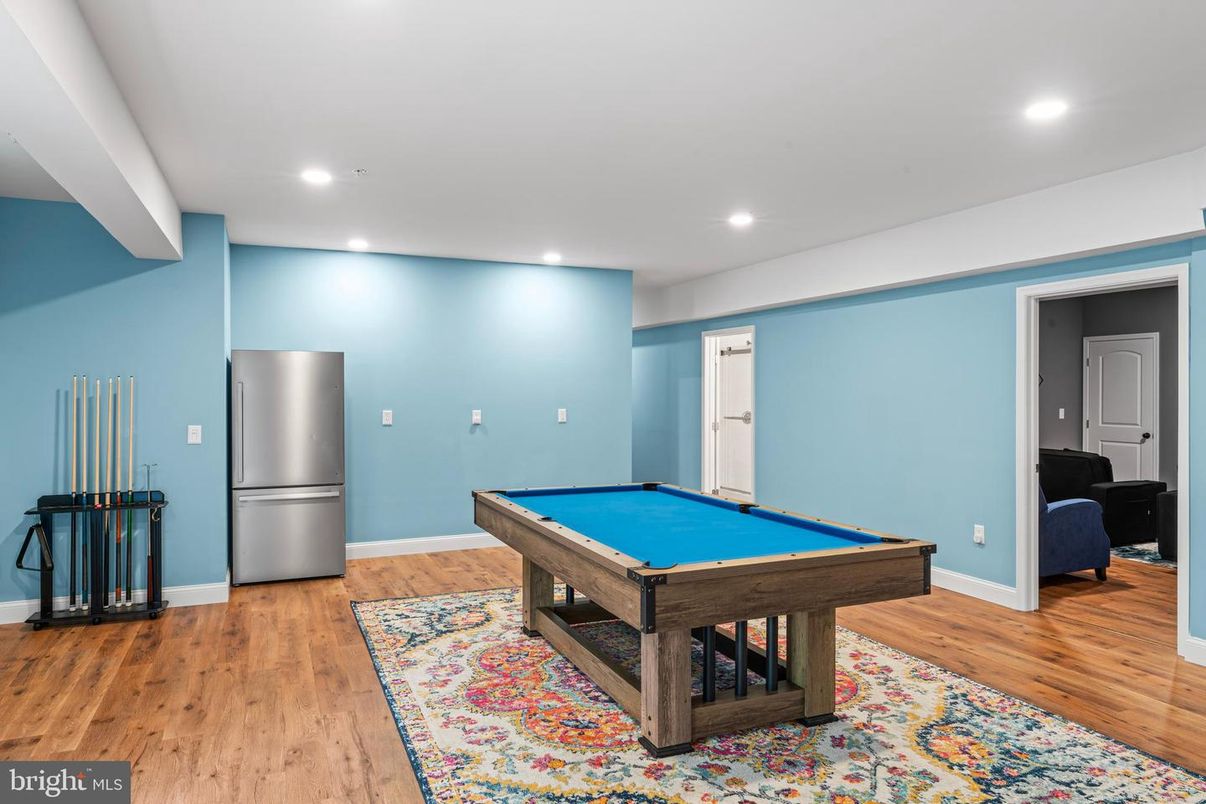 Billiard Table, Game Room, Interior, Recessed Lighting, Wood Texture Flooring