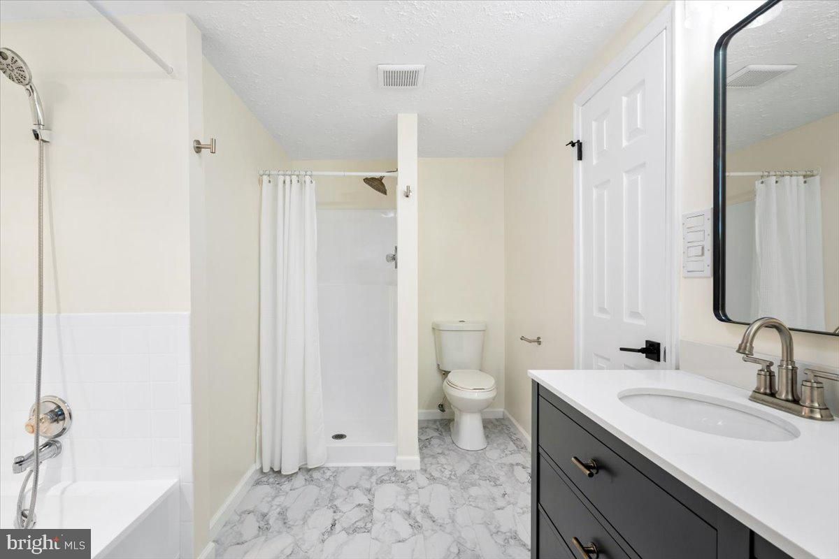 Bathroom, Dual Sink Vanities, Interior, Marble