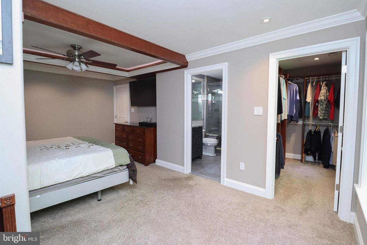 Bathroom, Bedroom, Interior, Recessed Lighting, Walk-in Closets