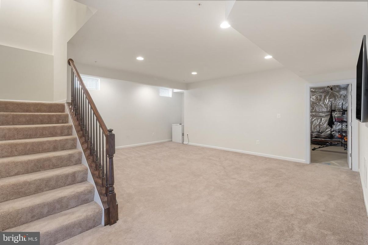 Interior, Recessed Lighting