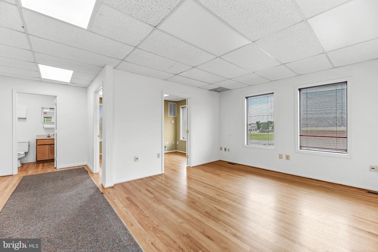 Bathroom, Empty room, Interior, Recessed Lighting, Wood Texture Flooring