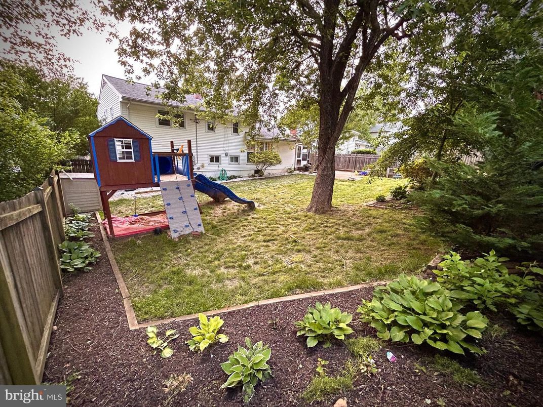 Backyard, Exterior, Playground
