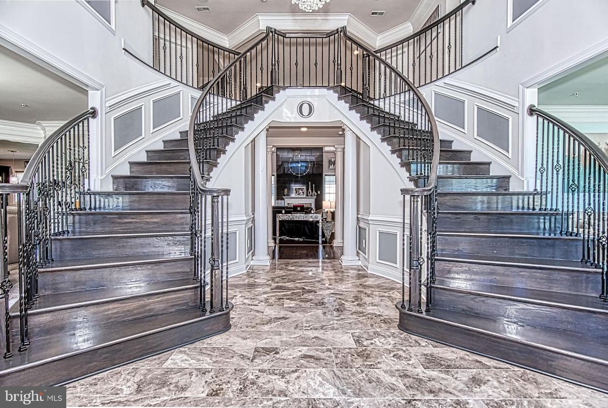 Interior, Marble, Recessed Lighting