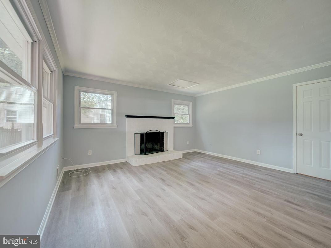 Empty room, Fireplace, Interior, Wood Texture Flooring
