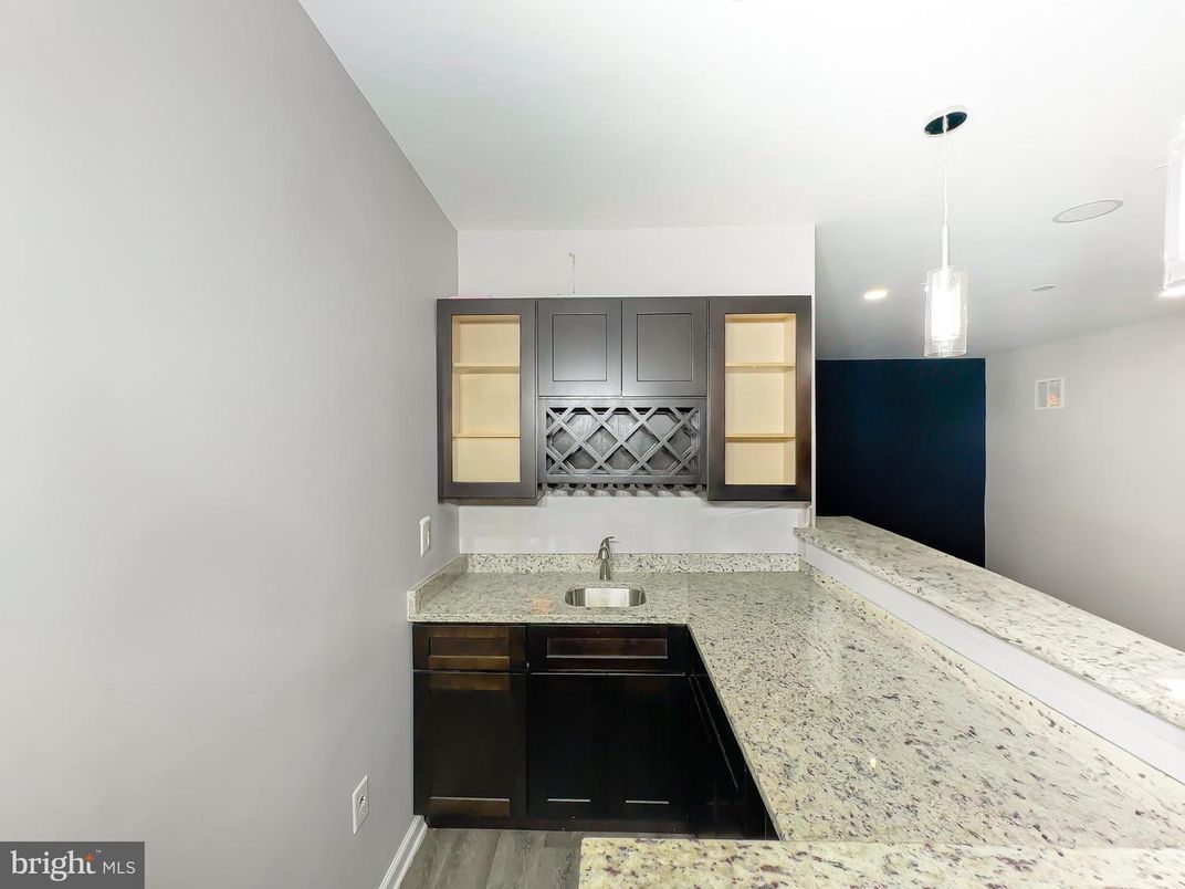 Interior, Pendant Lights, Recessed Lighting, Wood Texture Flooring