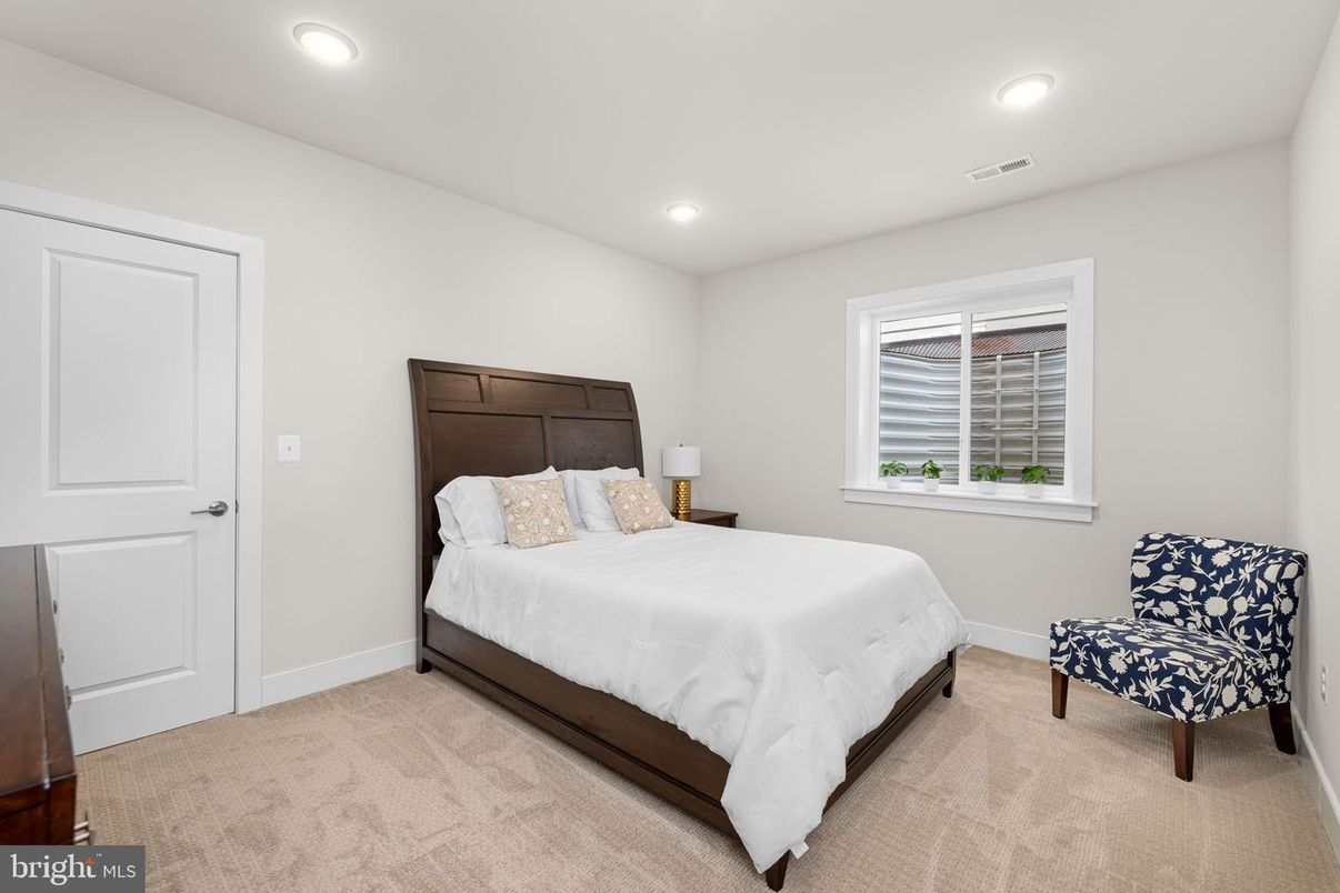 Bedroom, Interior, Recessed Lighting