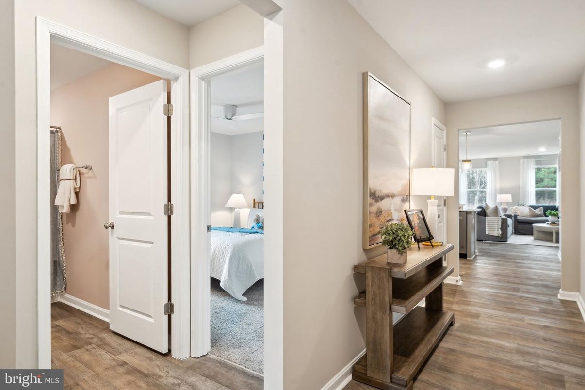 Bedroom, Interior, Pendant Lights, Recessed Lighting, Wood Texture Flooring