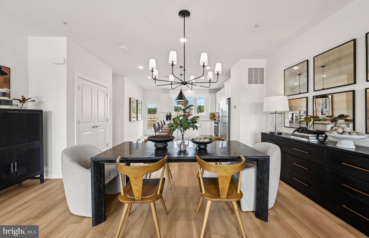Chandelier, Dining room, Interior, Pendant Lights, Wood Texture Flooring